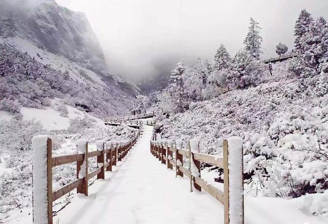 藏在甘肃的“九寨沟”,四季景色绝美